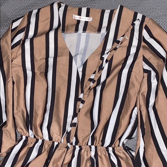 Romper - Picture 2 of 4